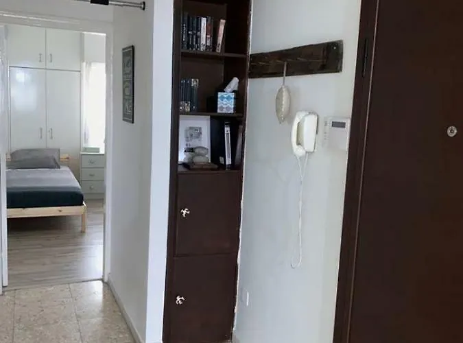 Glabur - The Cozy 2 Bdr - City, Free Parking & Wifi, Welcomes You!!! * 尼科西亚